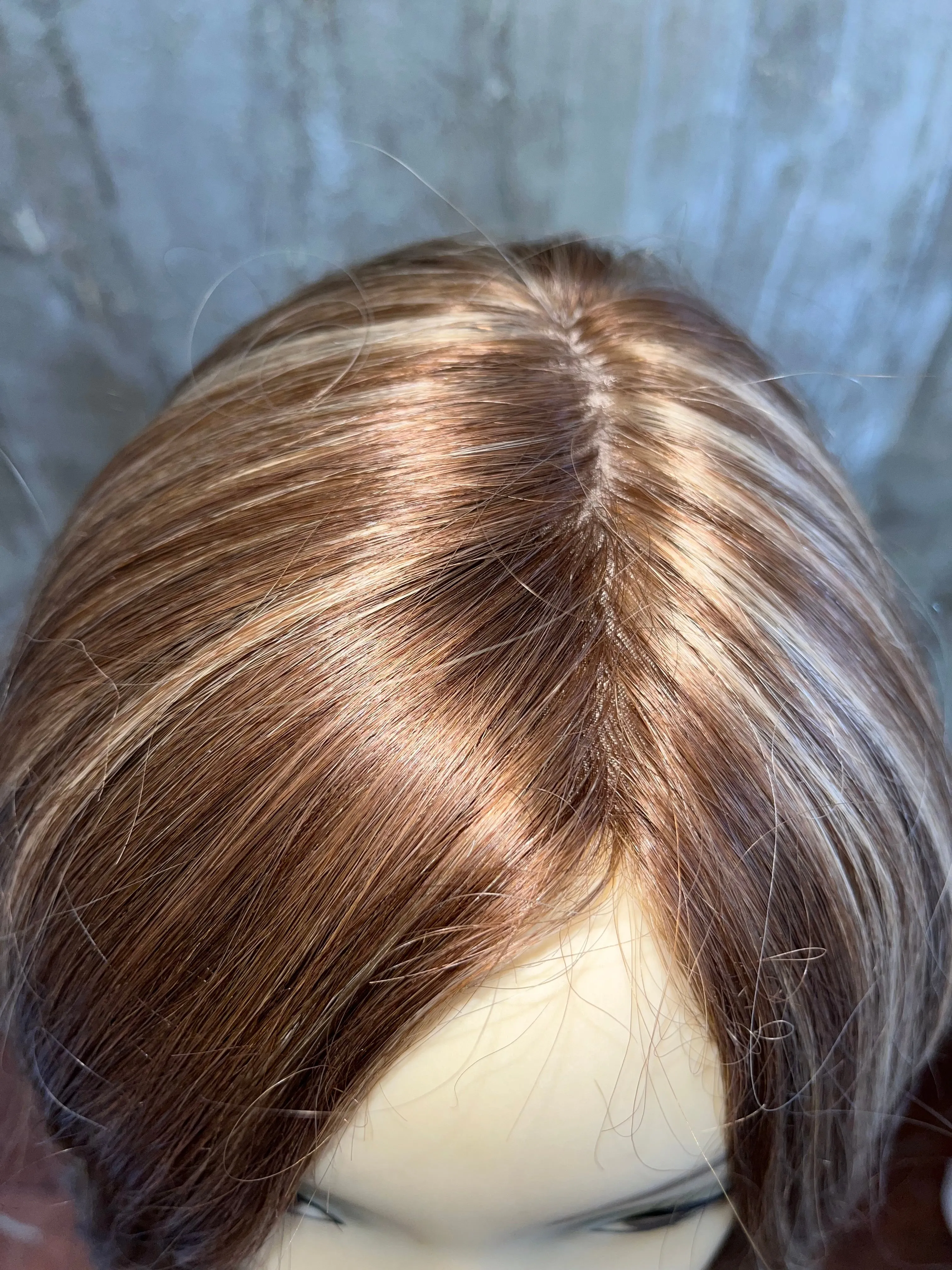 100% EUROPEAN PROCESSED HUMAN HAIR 17" BLOND WITH HIGHLIGHTS