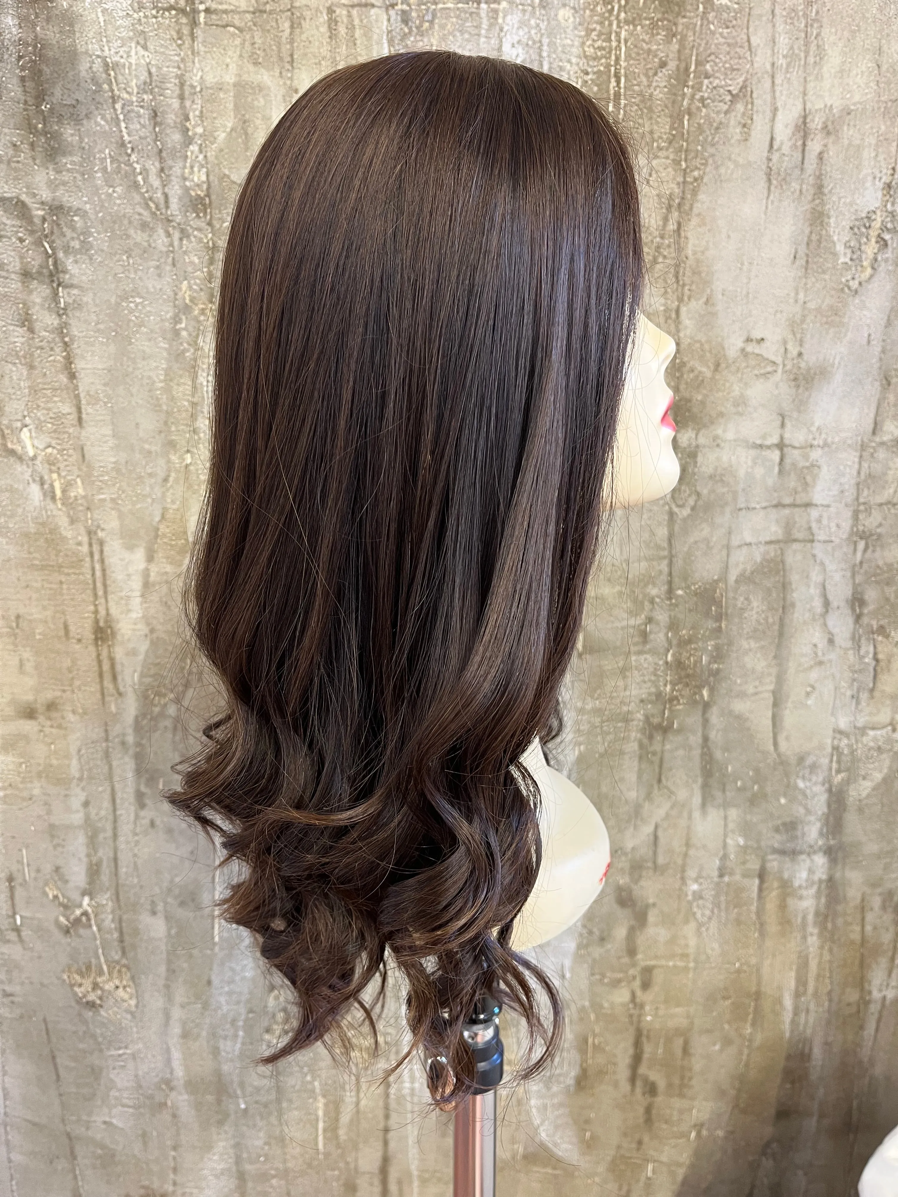100% EUROPEAN PROCESSED HUMAN HAIR 23" BROWN