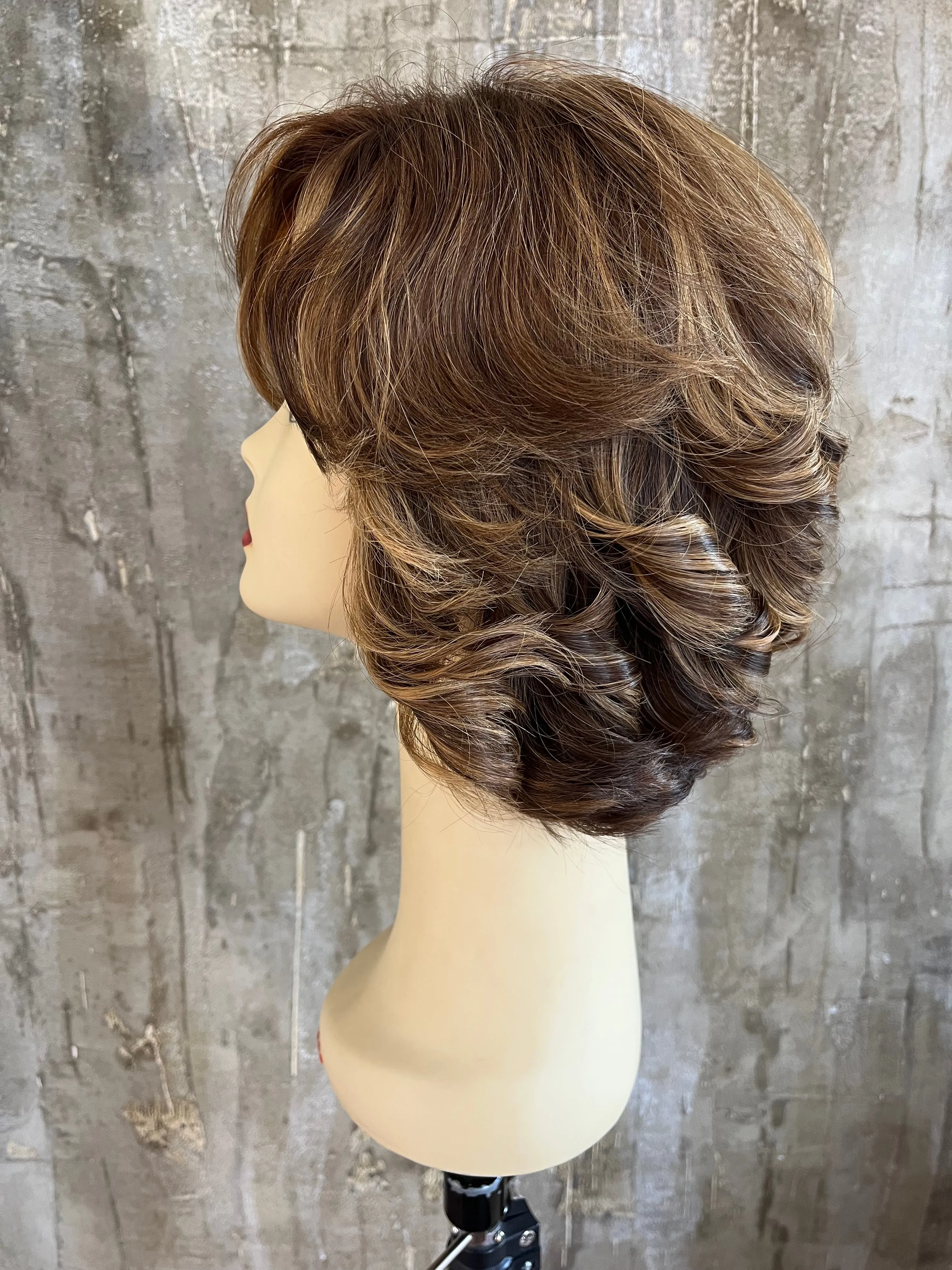 100% EUROPEAN VIRGIN HUMAN HAIR 13" DIRTY BLOND WITH BLOND STREAKS