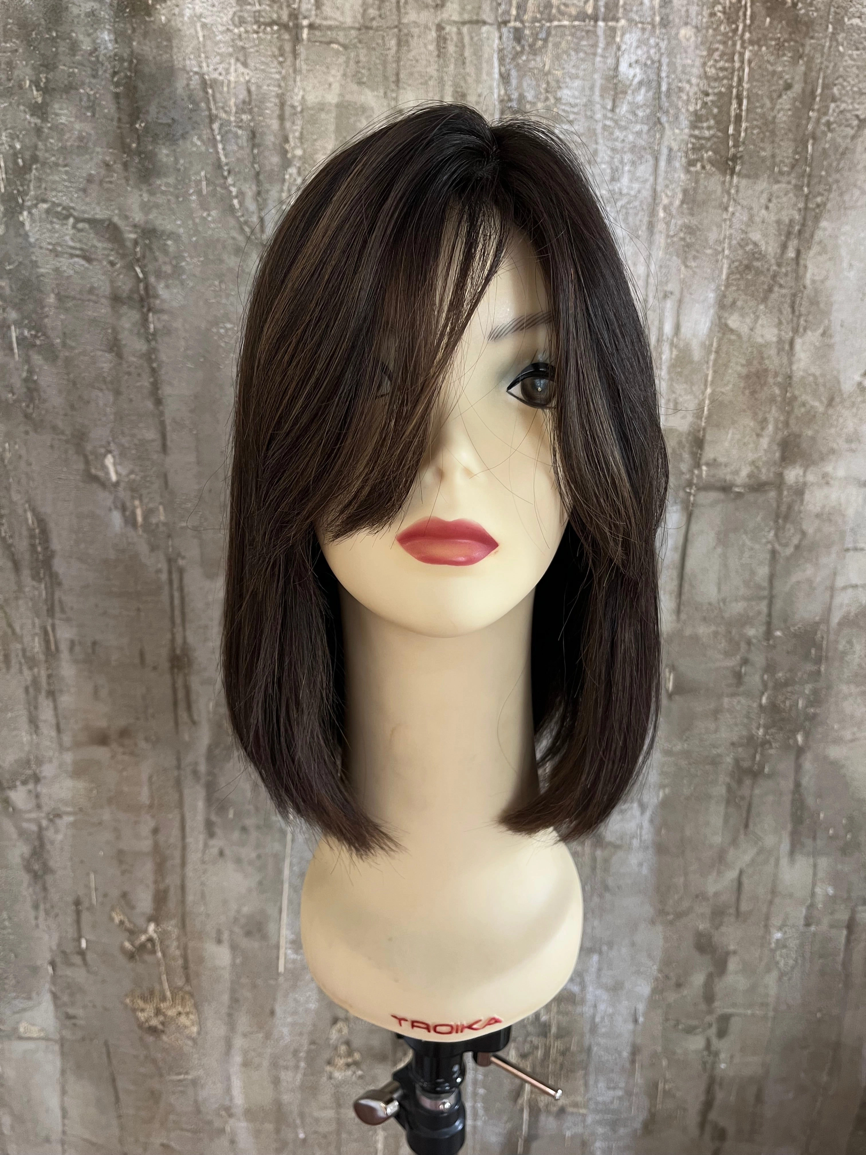 100% EUROPEAN PROCESSED HUMAN HAIR 13" BROWN WITH BLOND STREAKS