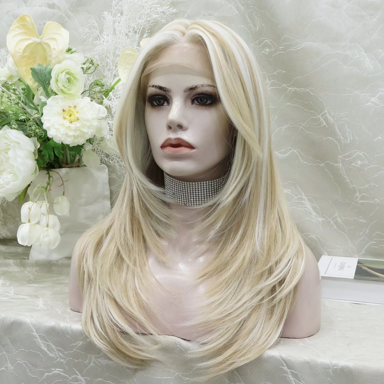 Benda Collection-Robin-Ombre blonde color with layer cutting T-part lace front 24 inches