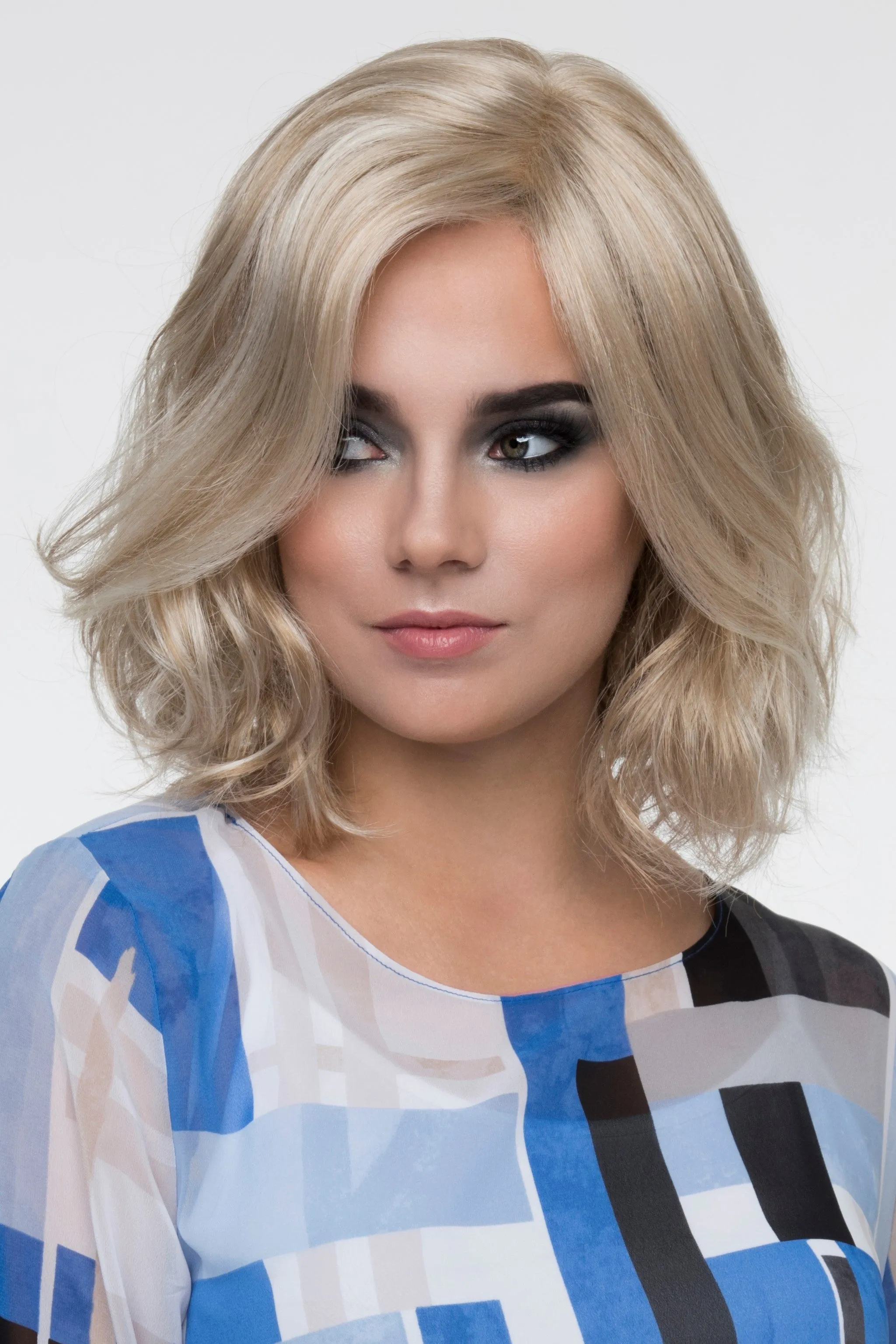 Envy Wigs - Chloe