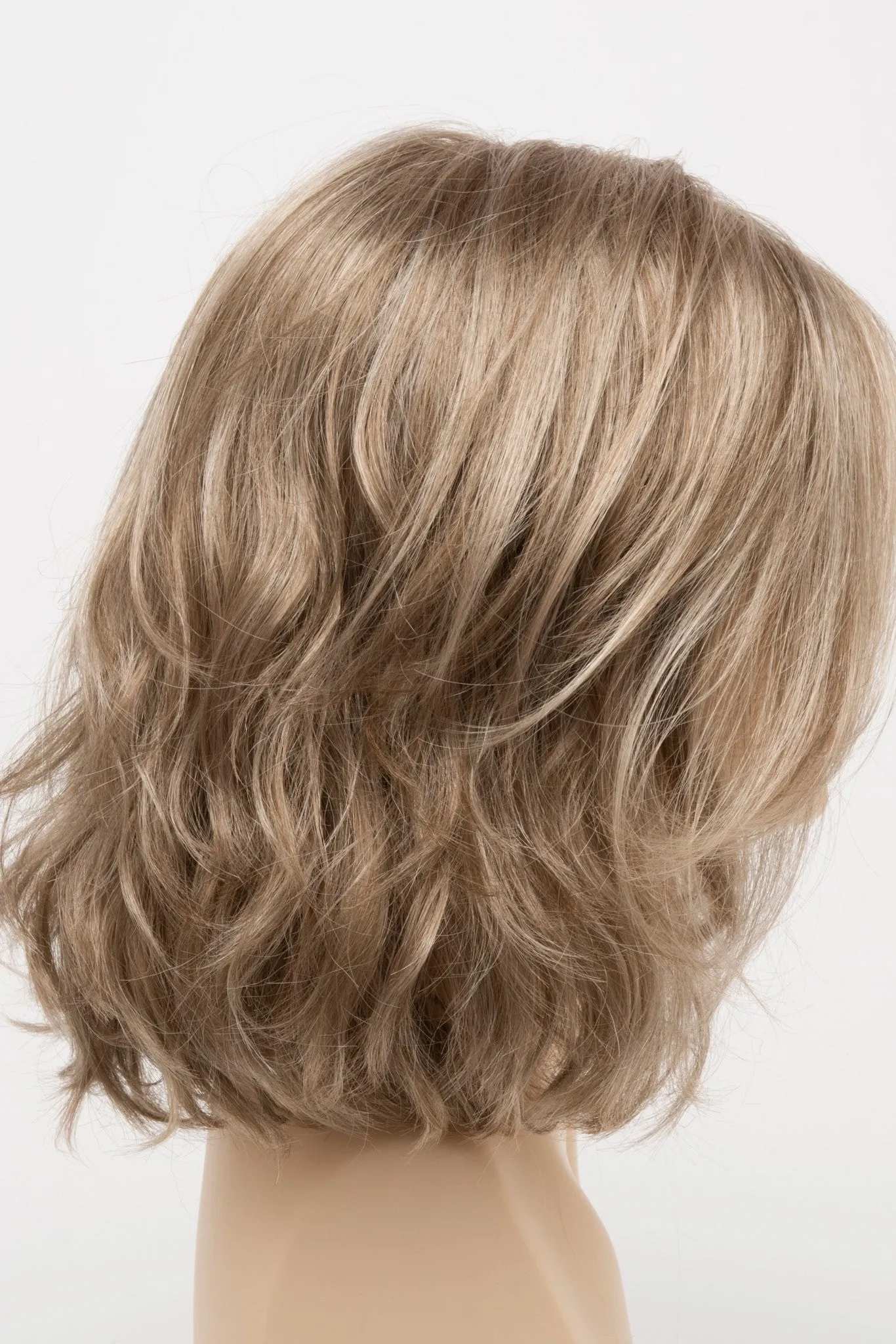 Envy Wigs - Chloe