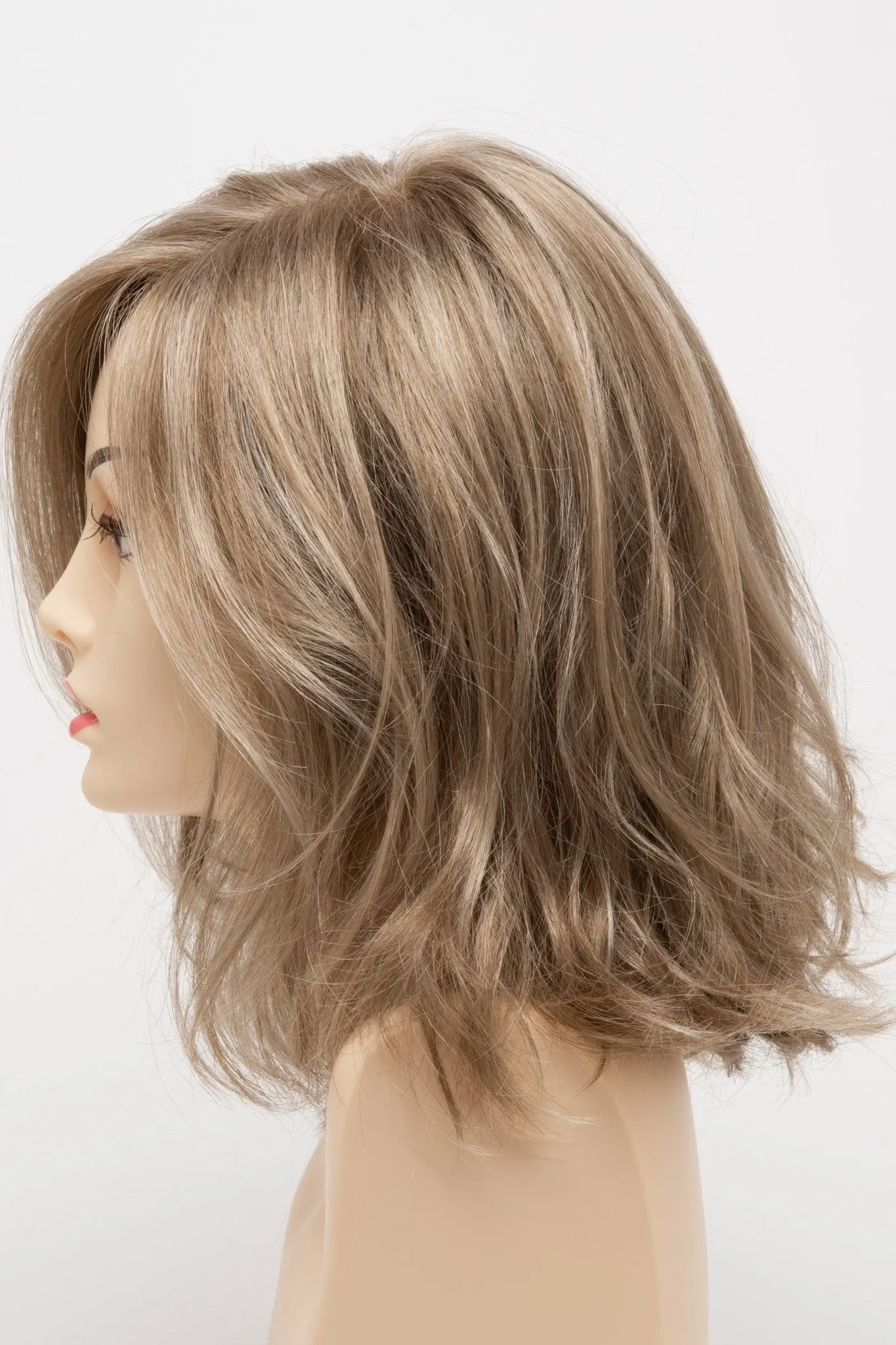 Envy Wigs - Chloe
