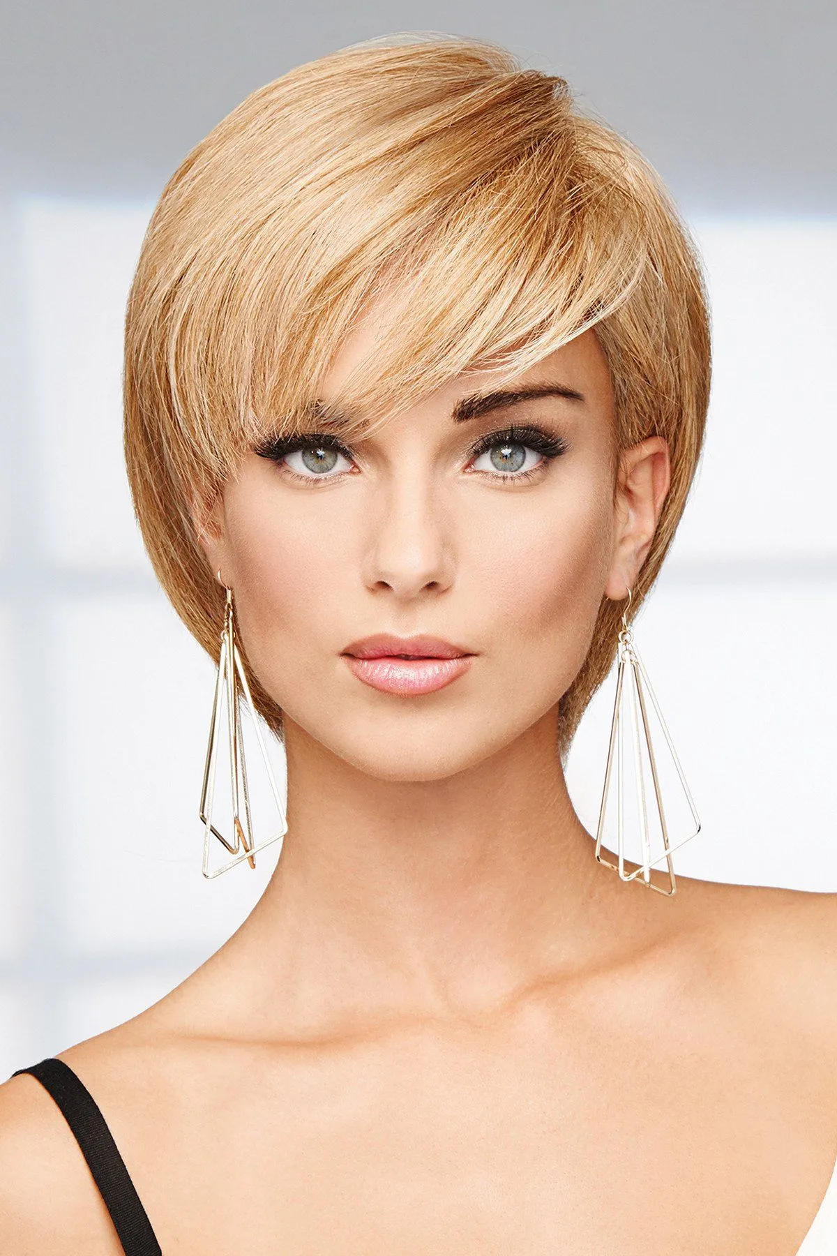 Raquel Welch Wigs - Success Story - Human Hair