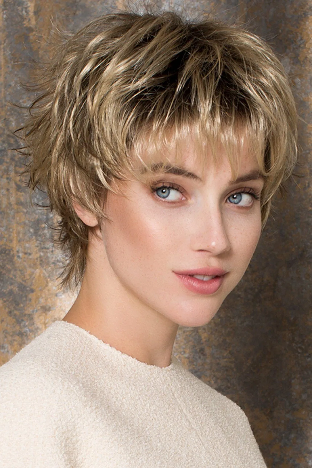 Sale - Ellen Wille Wigs - Click - Color: Champagne Mix (22.14.20)