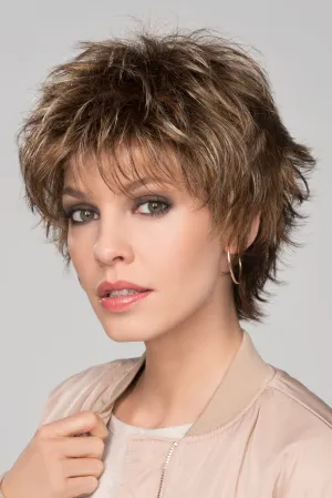 Sale - Ellen Wille Wigs - Click - Color: Champagne Mix (22.14.20)