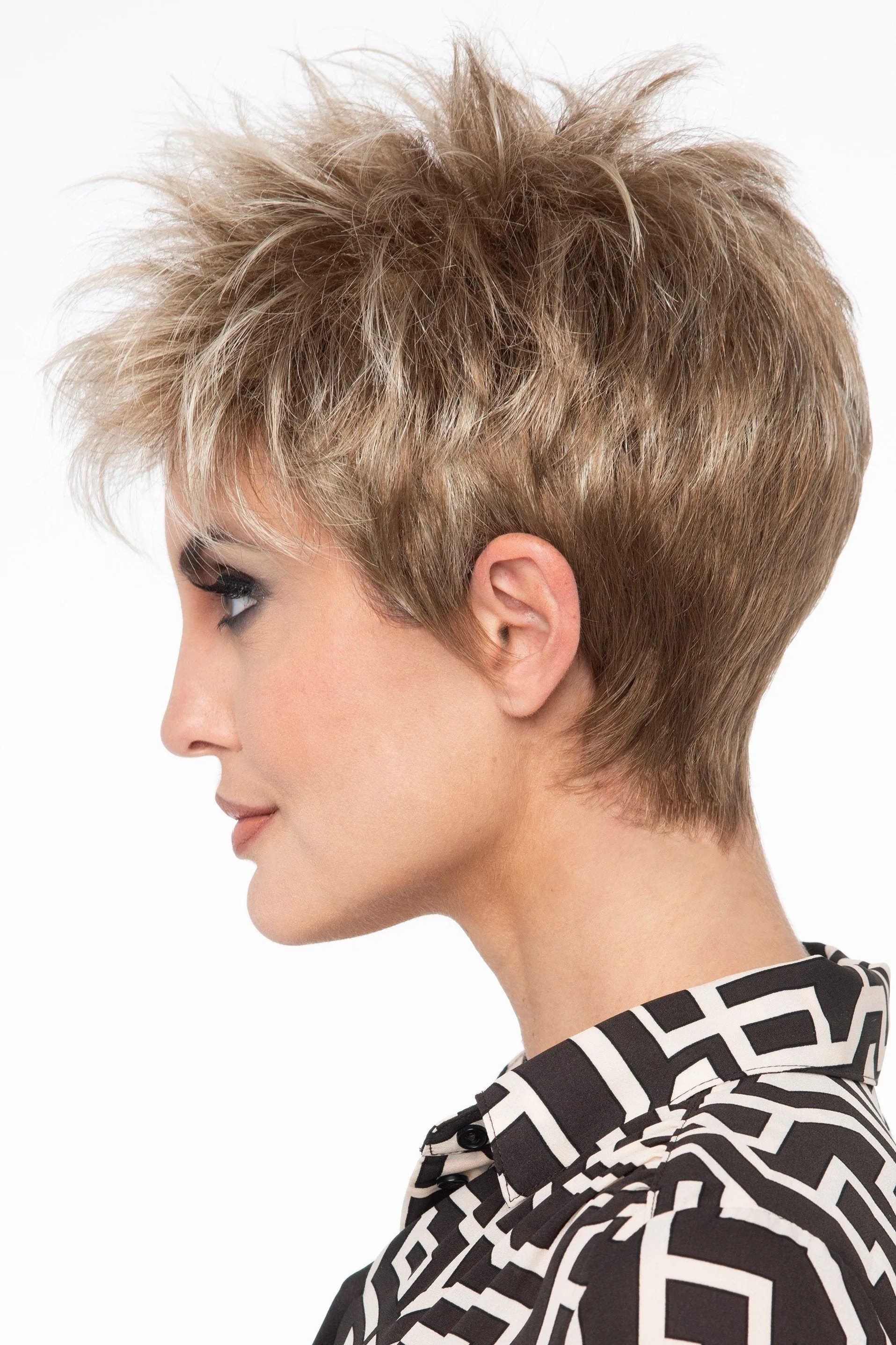 Sale - Envy Wigs - Ivy - Color: Amaretto & Cream
