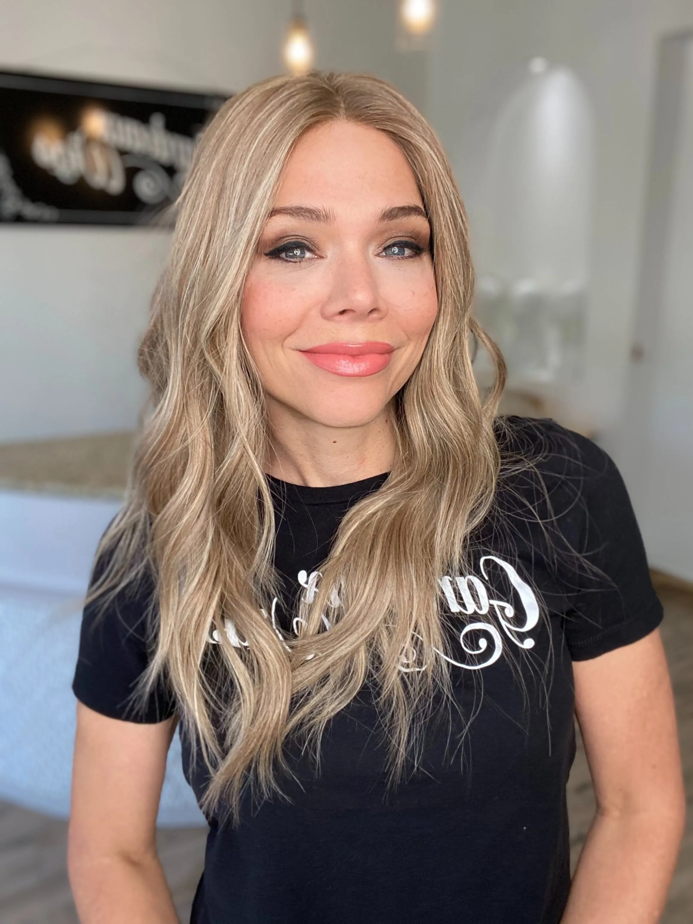 STOCK #JL-031(322)  GARDEAUX DELUXE HAND TIED DOUBLE MONO TOP WIG (MEDIUM CAP)