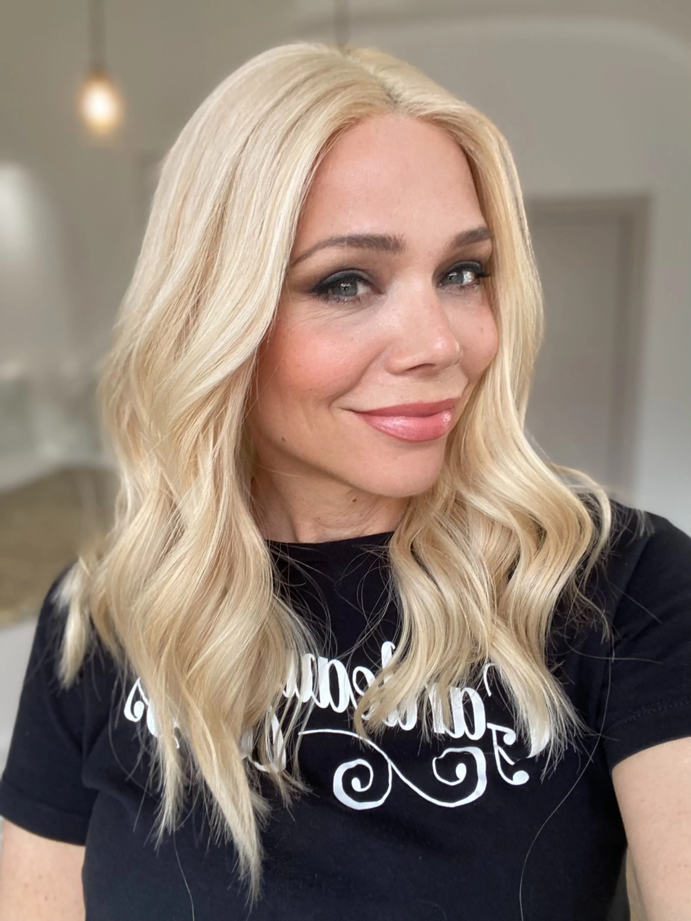 STOCK # JL-300.12 GARDEAUX DELUXE LACE TOP WIG (MEDIUM CAP)